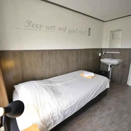 بيت ضيافة Havenzicht Dinteloord